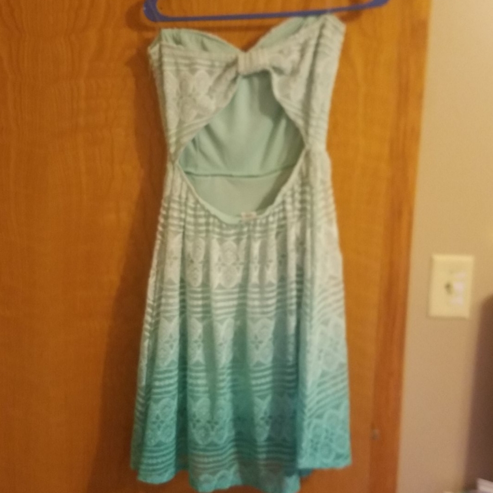 Dress - Picture 2 of 2